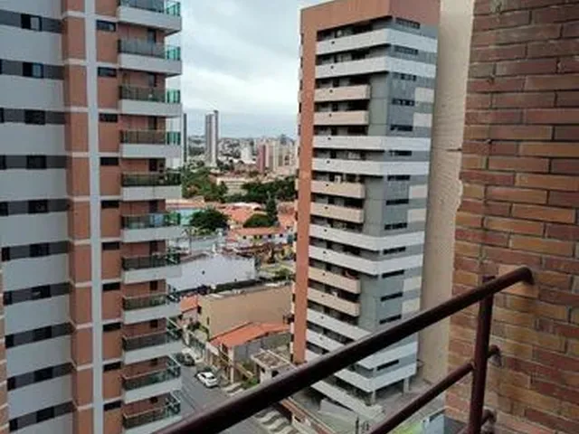 Imagem 10: Apartamento para Venda Possui 80 Metros Quadrados com 2 Quartos em Mucuripe - Fortaleza