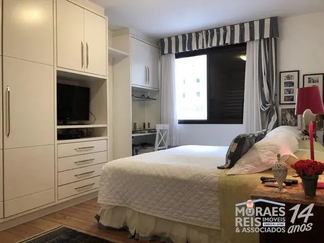 Imagem 5: Apartamento com 4 Suítes para Alugar, 371 M² por R$ 10.000/Mês - Centro