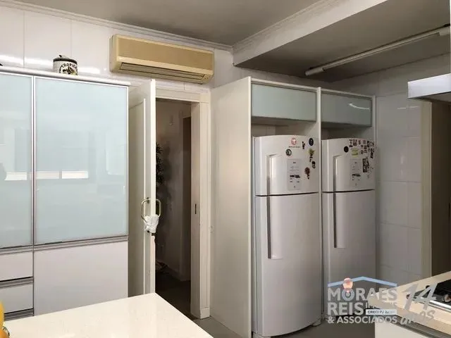 Imagem 2: Apartamento com 4 Suítes para Alugar, 371 M² por R$ 10.000/Mês - Centro