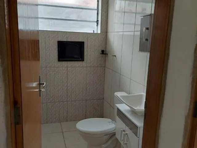 Imagem: Vsc- Casa em Vida Nova com 3 Quartos, 1ª