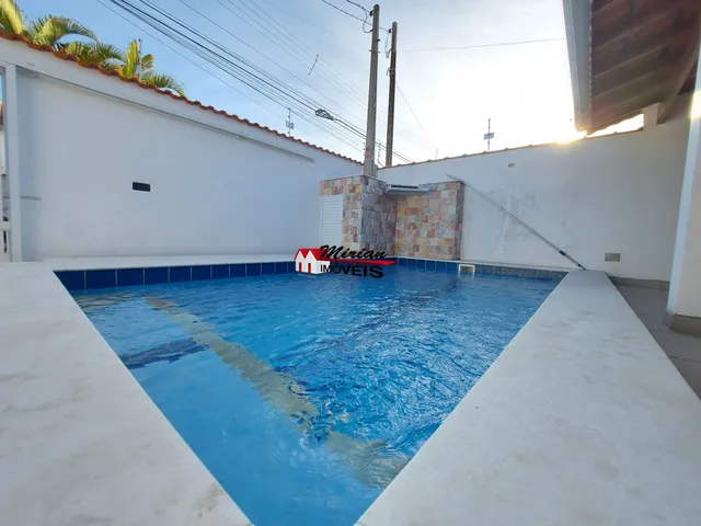 Imagem: Casa a Venda com Piscina Bairro Nobre em