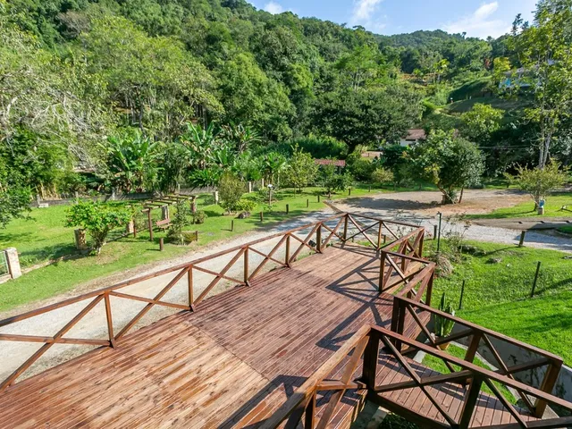 Imagem 10: Casa de Condomínio com 2 Quartos, 140M², À Venda em Santo Amaro da Imperatriz, Santo