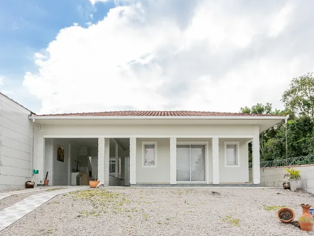 Imagem 2: Casa com 3 Quartos, 360M², À Venda em Santo Amaro da Imperatriz, Santo Amaro Da