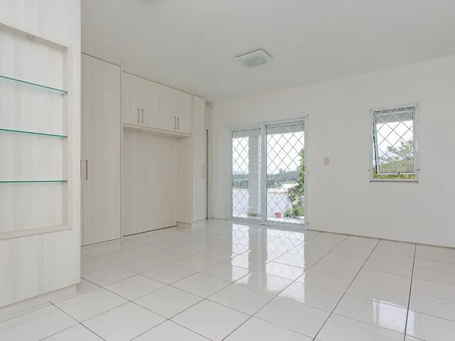 Imagem 7: Casa com 3 Quartos, 360M², À Venda em Santo Amaro da Imperatriz, Santo Amaro Da