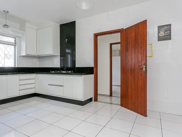 Imagem 11: Casa com 3 Quartos, 360M², À Venda em Santo Amaro da Imperatriz, Santo Amaro Da