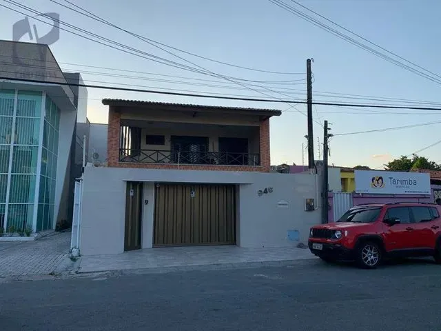 Imagem: Casa com 4 Dormitórios À Venda, 250 M²