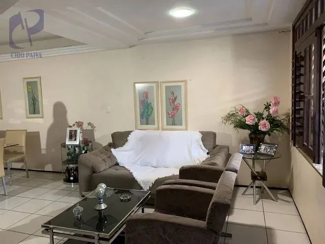 Imagem 14: Casa com 4 Dormitórios À Venda, 250 M² por R$ 850.000,00 - Cidade dos Funcionários