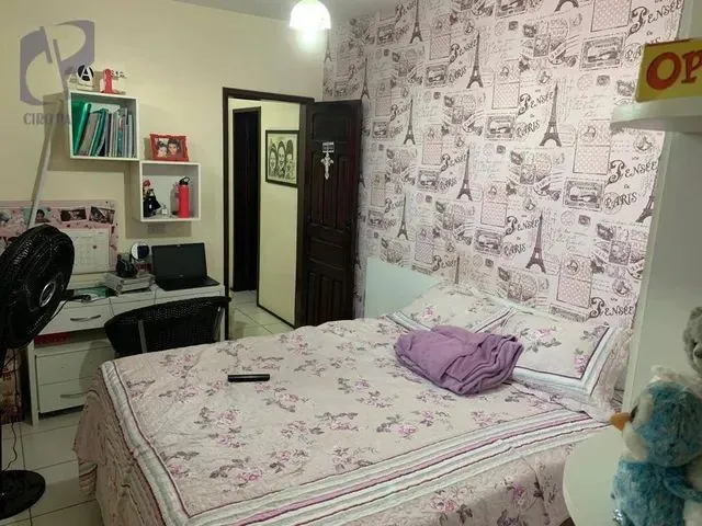 Imagem 3: Casa com 4 Dormitórios À Venda, 250 M² por R$ 850.000,00 - Cidade dos Funcionários