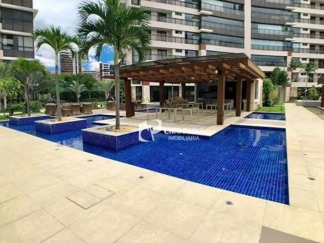 Imagem: Apartamento com 4 Quartos À Venda, 259