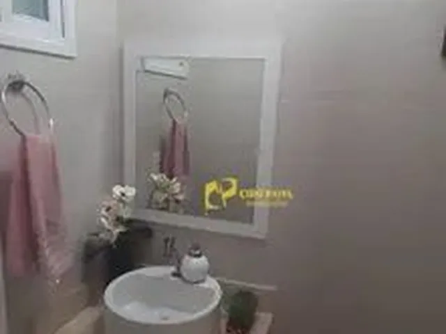 Imagem 9: Excelente Casa com 4 Dormitórios À Venda, 230 M²