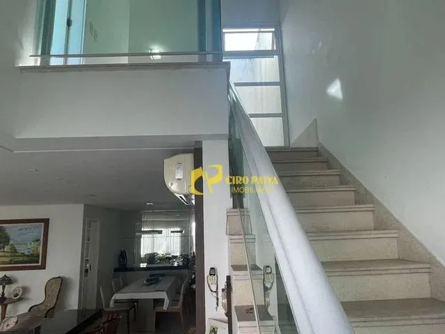 Imagem 14: Excelente Casa com 4 Dormitórios À Venda, 230 M²