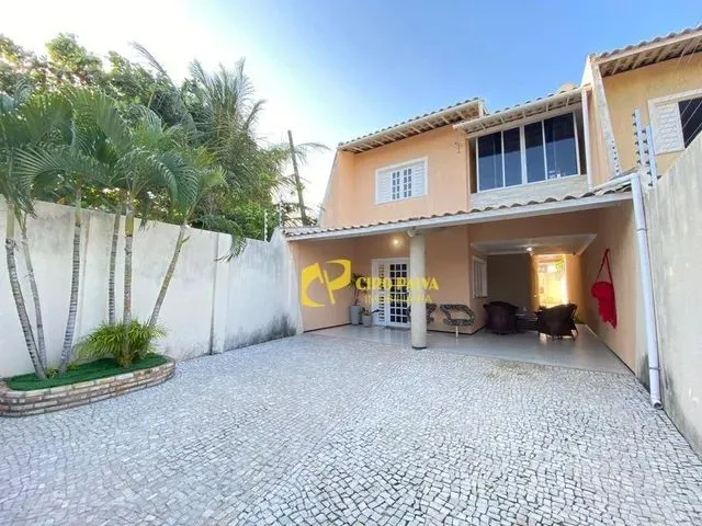 Imagem: Casa com 4 Dormitórios À Venda, 193 M²
