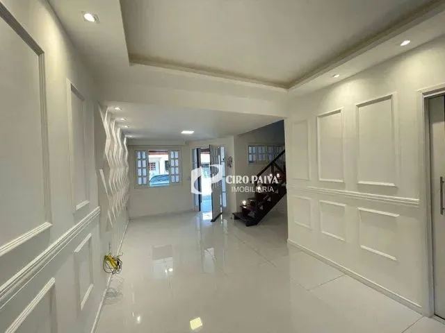 Imagem: Casa com 3 Dormitórios À Venda, 110 M²