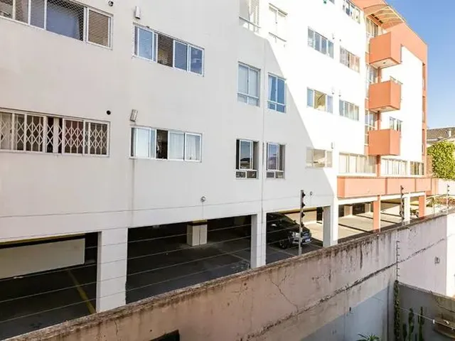 Imagem 10: Curitiba - Apartamento Padrão - Parolin