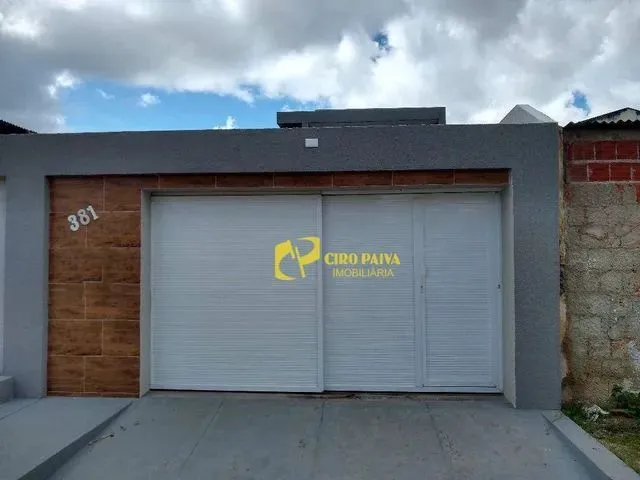 Imagem: A casa possui 3 Dormitórios, 3 Suítes, 4 Banheiros, 2