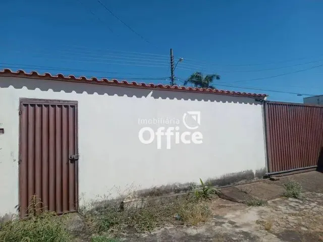 Imagem 4: Casa com 3 Dormitórios À Venda, 300 M² por R$ 370.000,00 - Maracanã - Anápolis/Go