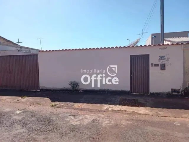 Imagem 16: Casa com 3 Dormitórios À Venda, 300 M² por R$ 370.000,00 - Maracanã - Anápolis/Go