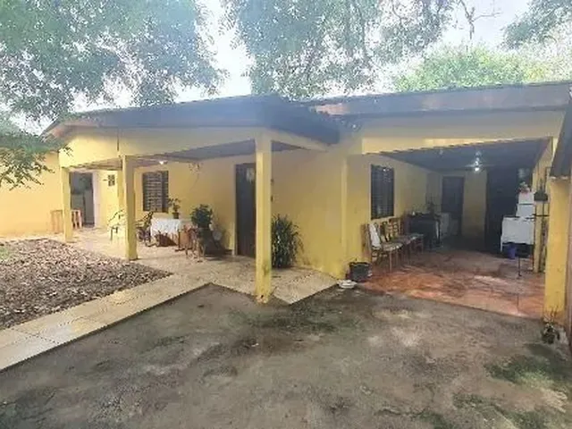 Imagem 1: Porto Alegre - Casa Padrão - Restinga