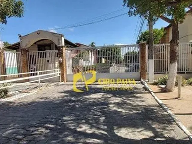 Imagem 2: Casa com 2 Dormitórios À Venda, 59 M² por R$ 160.000,00 - Lagoa Redonda - Fortaleza/Ce