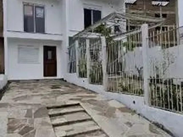 Imagem: Porto Alegre - Casa Padrão - Hípica