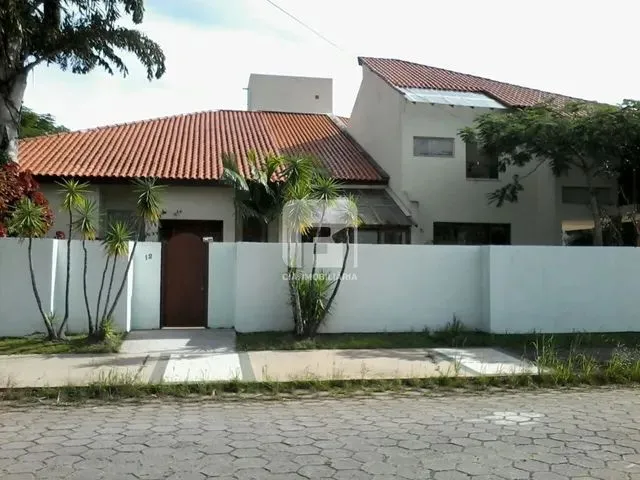 Imagem: Casa de 4 Dormitórios no Córrego Grande