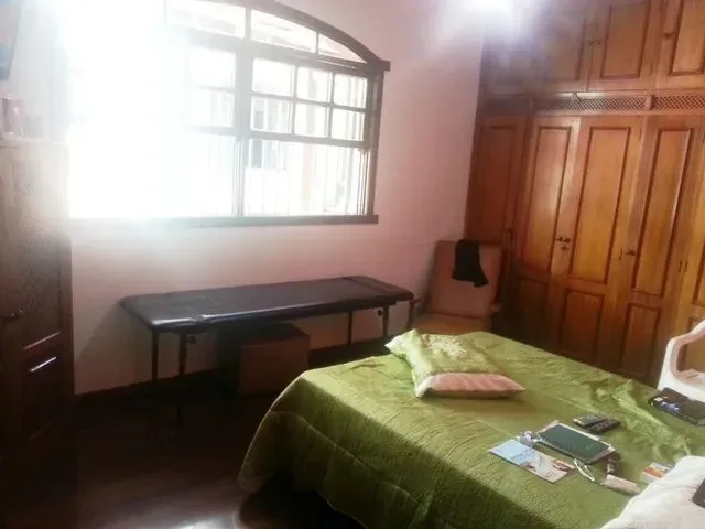 Imagem 12: Casa com 5 Dormitórios À Venda em Contagem