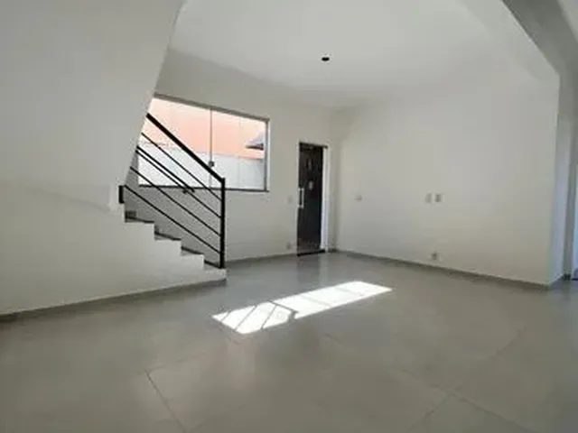 Imagem: Casa Geminada À Venda no Novo Progresso