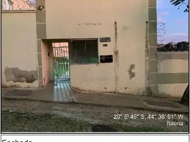 Imagem: Itauna - Casa Padrão