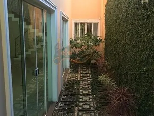 Imagem 10: Venda Casa com 4 dormitórios