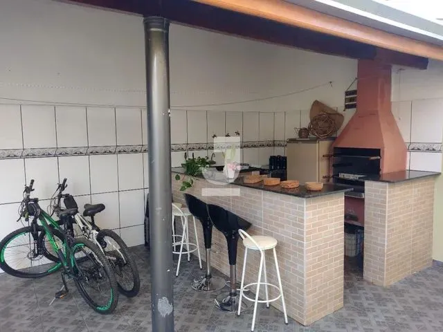 Imagem: Casa com 155 M² com 3 Quartos em Piracicamirim