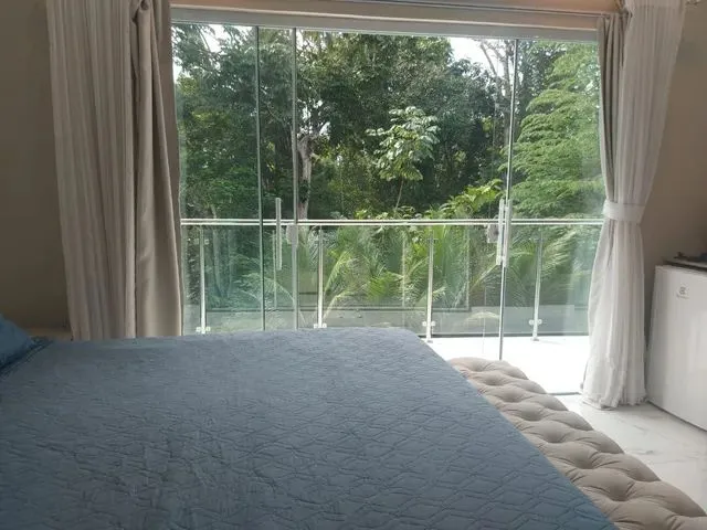Imagem: Mansão Triplex em Condomínio Fechado na