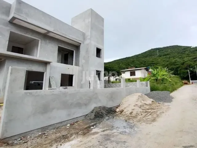Imagem 2: Casa com 2 Dormitórios À Venda, 137 M² por R$ 650.000,00 - Ribeirão da Ilha