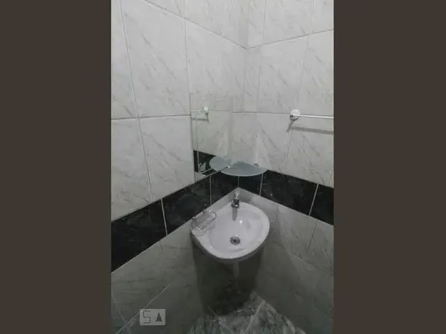 Imagem 9: Casa para Venda Possui 101 Metros Quadrados com 3 Quartos em Sete de Abril - Salvador - Ba