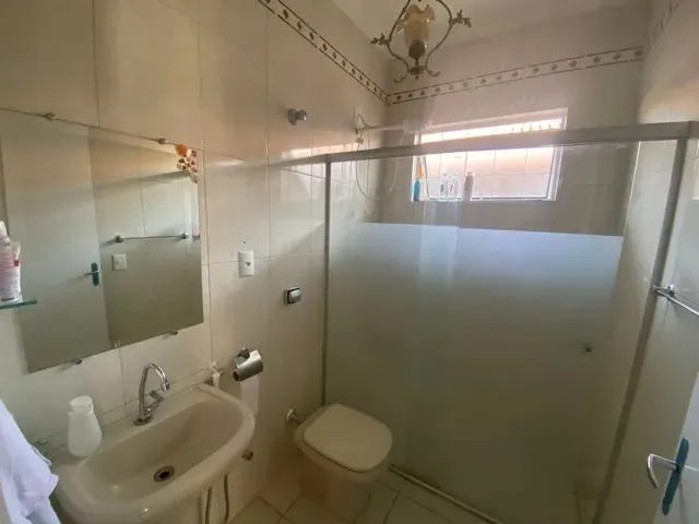 Imagem 8: Casa com 4 Dormitórios À Venda em Contagem