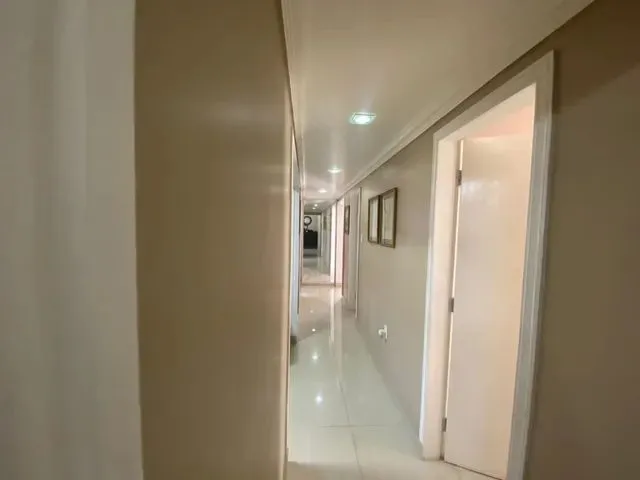 Imagem 14: Casa com 4 Dormitórios À Venda em Contagem