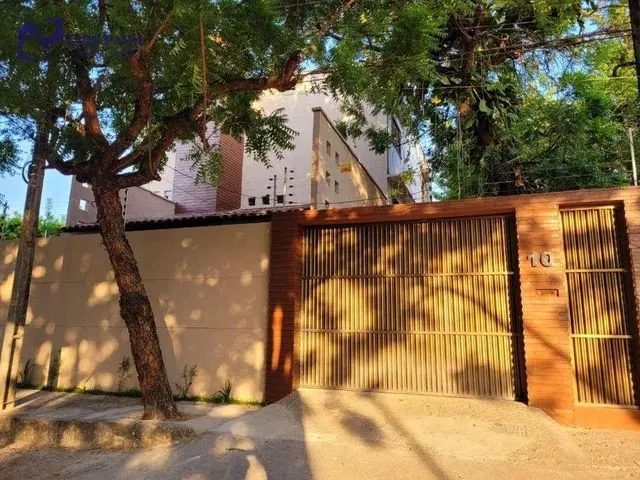 Imagem: Casa com 4 Dormitórios À Venda, 550 M²