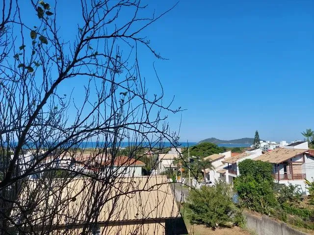 Imagem 4: Casa para Aluguel com 210 Metros Quadrados com 2 Quartos em Campeche - Florianópolis - Sc