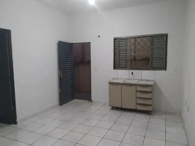 Imagem 8: Aluga Kitnets Quarto com aluguel por R$500 /mês