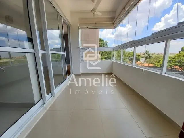 Imagem 13: Apartamento com 3 Quartos (Sendo 1 Suíte), 2 Vagas de Garagem Coberta Localizada No