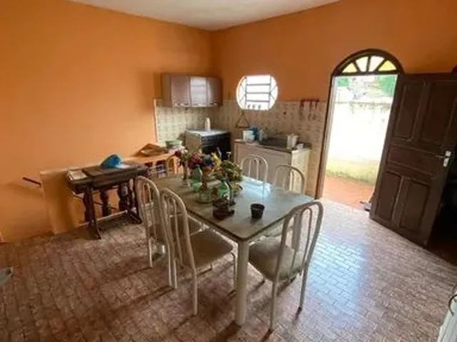 Imagem 6: Casa para Aluguel Possui 200 Metros Quadrados com 6 Quartos em Centro - Crato - Ce