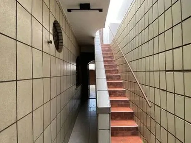 Imagem 2: Casa para Aluguel Possui 200 Metros Quadrados com 6 Quartos em Centro - Crato - Ce