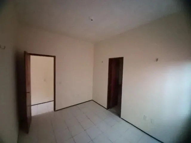 Imagem 7: Aluga-Se Casa Imperdível na Maraponga- C/2 Suítes e Perto do Shopping Parangaba