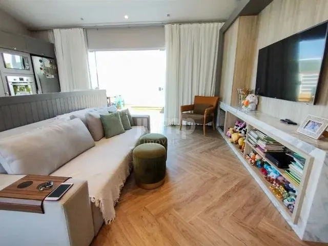 Imagem: Cobertura Duplex com 3 Dormitórios À Venda