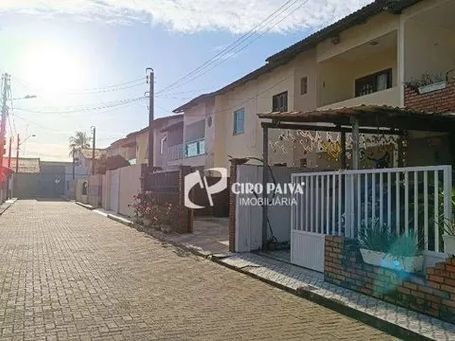 Imagem: Casa Duplex com 5 Quartos À Venda, 156