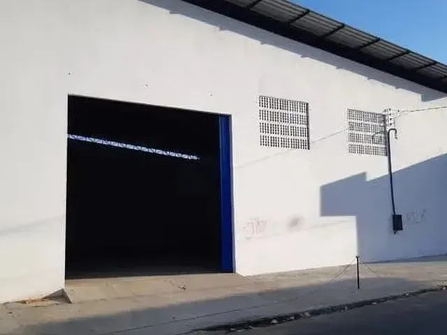 Imagem: Aluga-Se Galpão 400 M2 Próximo Bemol Torquato!