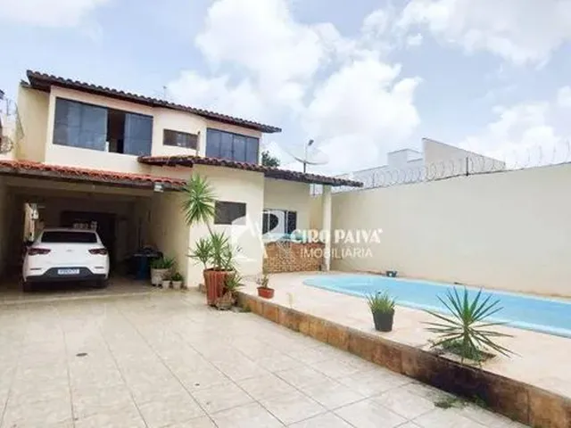 Imagem: Casa com 5 Dormitórios À Venda, 356 M²