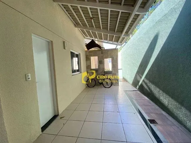 Imagem 8: Casa com 4 Dormitórios À Venda, 175 M² por R$ 750.000,00 - Lagoa Redonda - Fortaleza/Ce