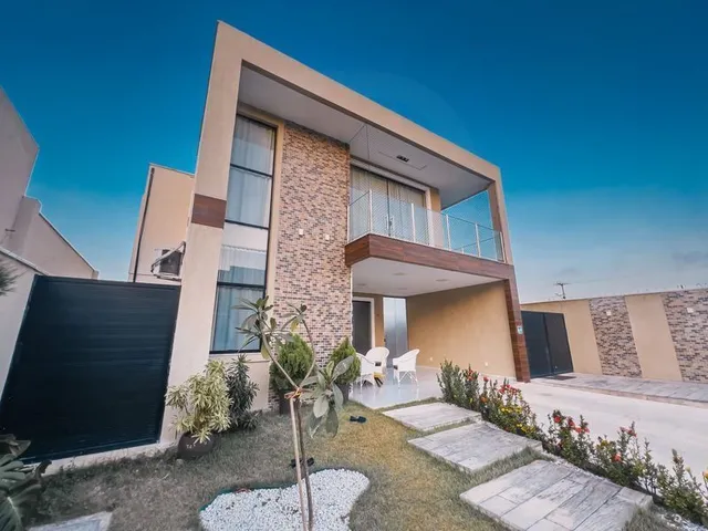 Imagem: Casa a Venda com Piscina no Condomínio