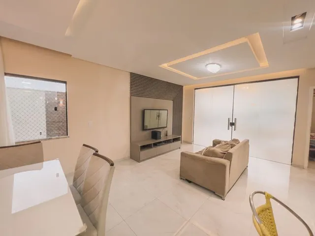 Imagem 3: Casa a Venda com Piscina no Condomínio Jardins da Serra, 4 Quartos