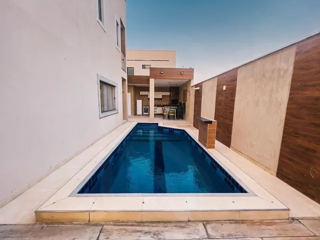 Imagem 13: Casa a Venda com Piscina no Condomínio Jardins da Serra, 4 Quartos